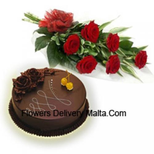 7 Beautiful Roses 1/2 Kg Chocolate Cake