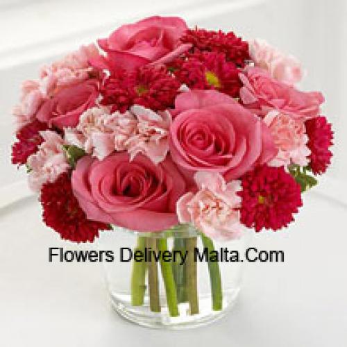 Cute Carnations, Daisies and Roses in Vase