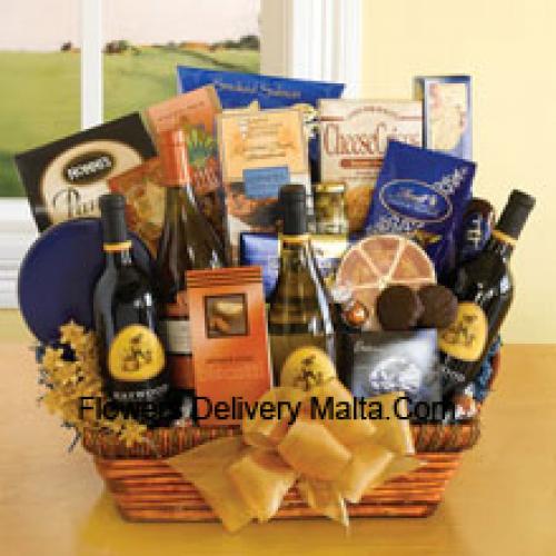 Hamper Including Rich Wine and Snacks